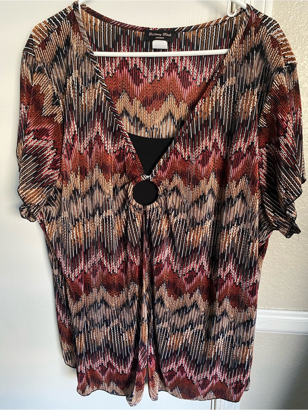 Brittany Black Chevron Zig Zag O-Ring Layered V-Neck Blouse Top 3XL